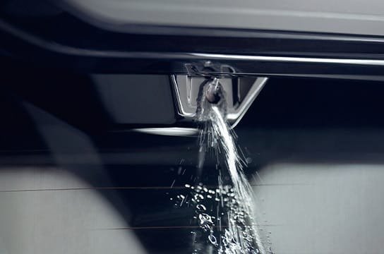 Артқы көрініс камерасын автоматты түрде тазарту — артық күш салмай-ақ.